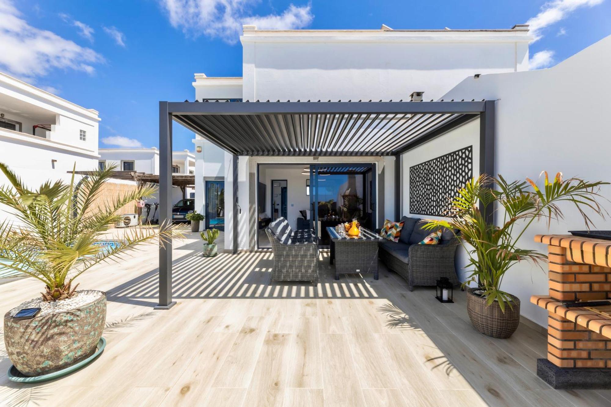 Villa Playa Blanca - Heated Pool, Aircon Εξωτερικό φωτογραφία