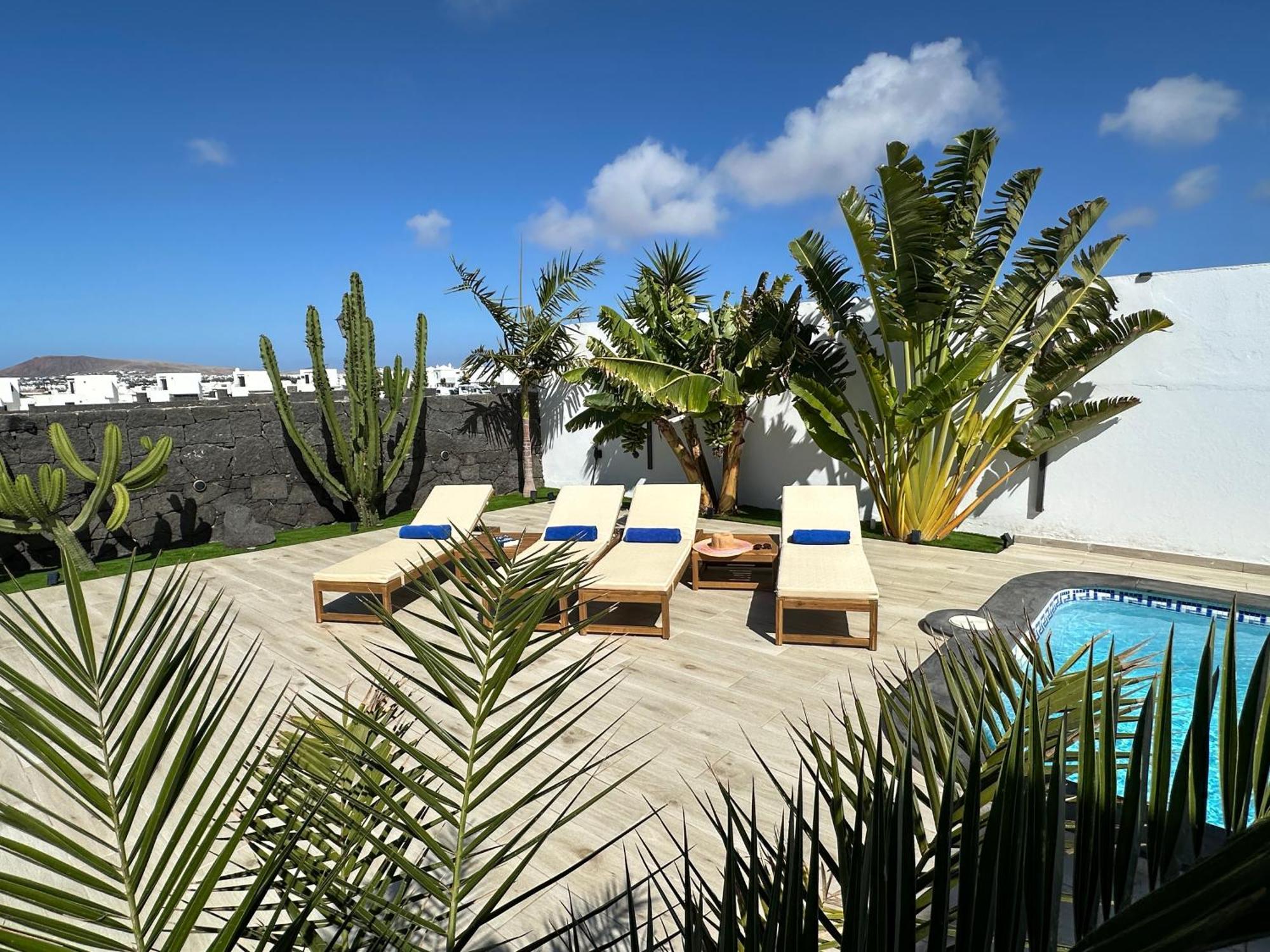 Villa Playa Blanca - Heated Pool, Aircon Εξωτερικό φωτογραφία